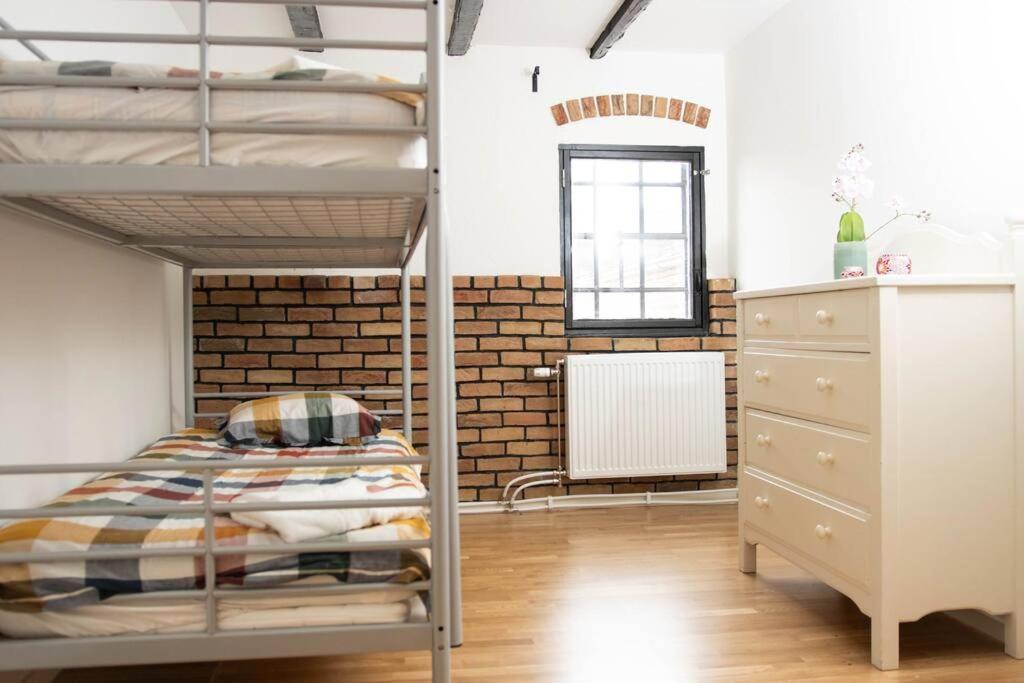 Historical Malt Factory Apartment, 6 Bedrooms, Sleeps 12 , Hot Tub Helsingborg Exterior photo